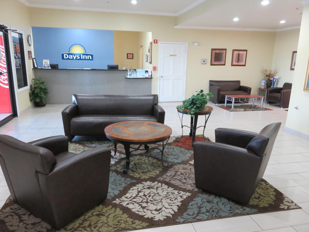 Hotel Days By Wyndham Near Seaworld 2*